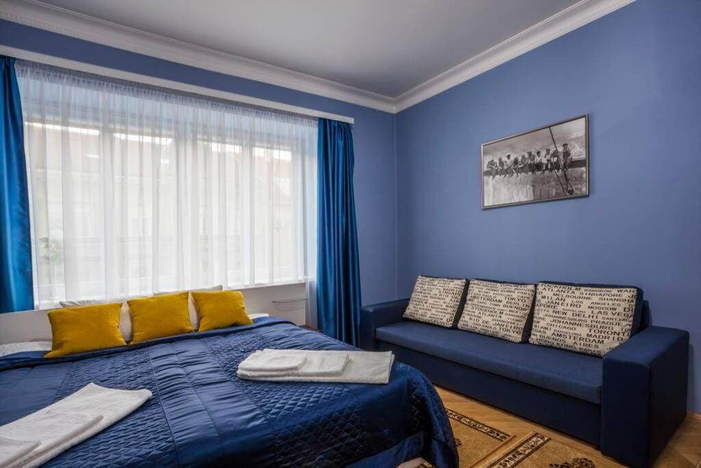 Luxury Air-conditioned Family Apartment Špitálska Old Town Bratislava Exterior foto
